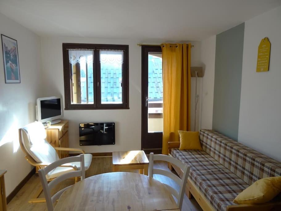 Appartement Au Coeur Du Village Avec Parking Prive 미주 외부 사진