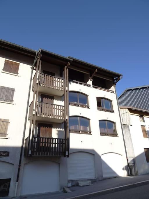 Appartement Au Coeur Du Village Avec Parking Prive 미주 외부 사진